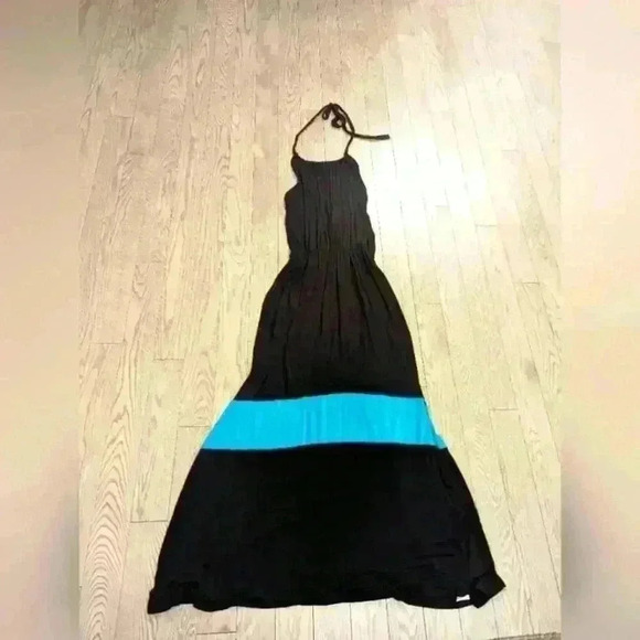 Marciano Black & blue halter - size Small Great Condition - Picture 4 of 6